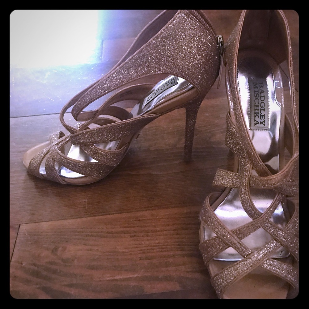 Gently Used Badgley Mischka Rose Gold Heels